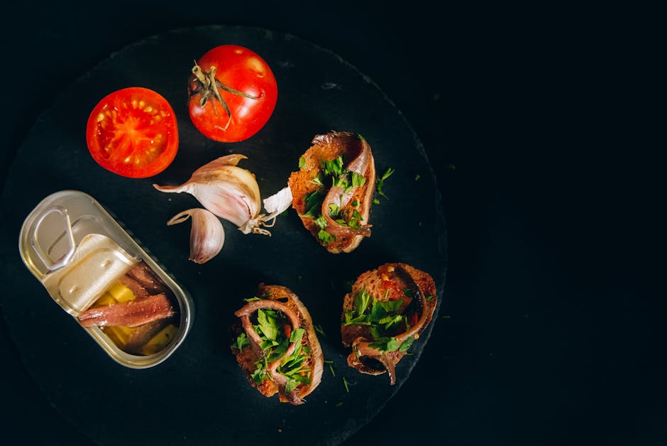 TOSTA DE ATÚN, AGUACATE Y TOMATE